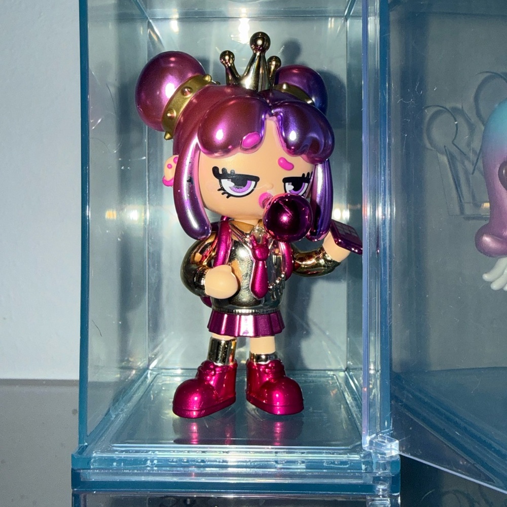 (7) XOX Kweenie Fearless Collection Dolls Bundle - Picture 5 of 11